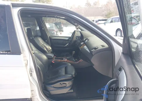 2005 BMW X5 4.8Is z USA, uszkodzony, nr VIN 5UXFA93585LE83036